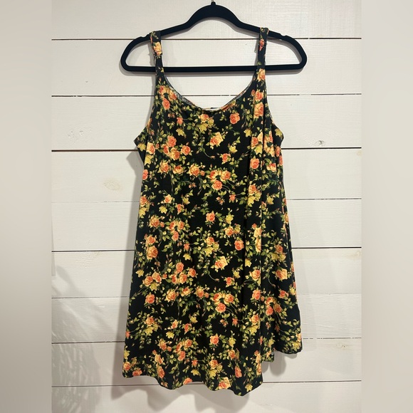 LuLaRoe Pants - Black Floral Lynn Romper Dress LULAROE Large